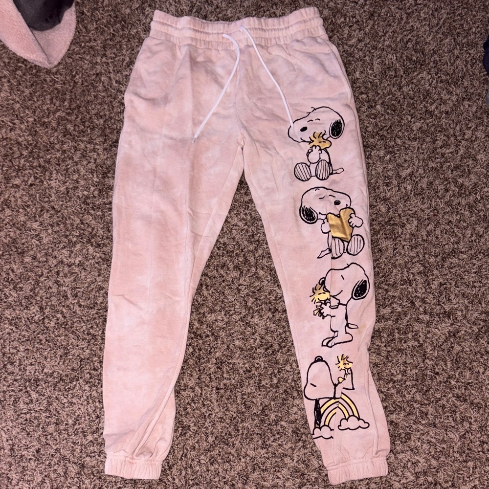 Women’s Snoopy Graphic Joggers - Cream